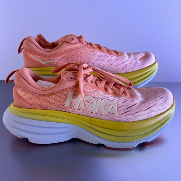 Hoka Shoes - HOKA ONE ONE BONDI 8 Coral, Size US W 7B New, Without Box.